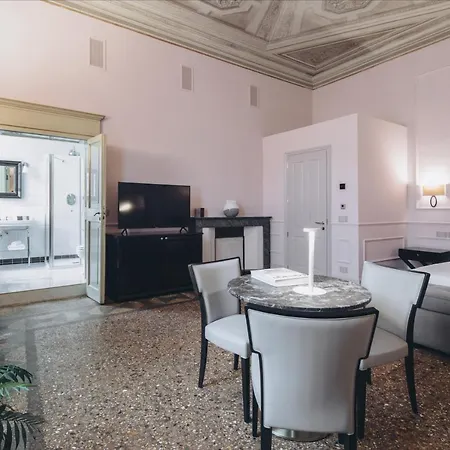 Affittacamere Gregorini Bingham Art Luxury Bologna
